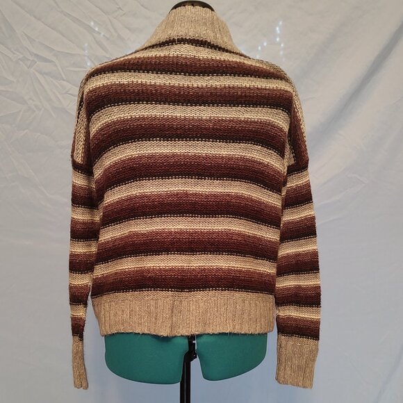 Pink Republic Sweater - Picture 2 of 4